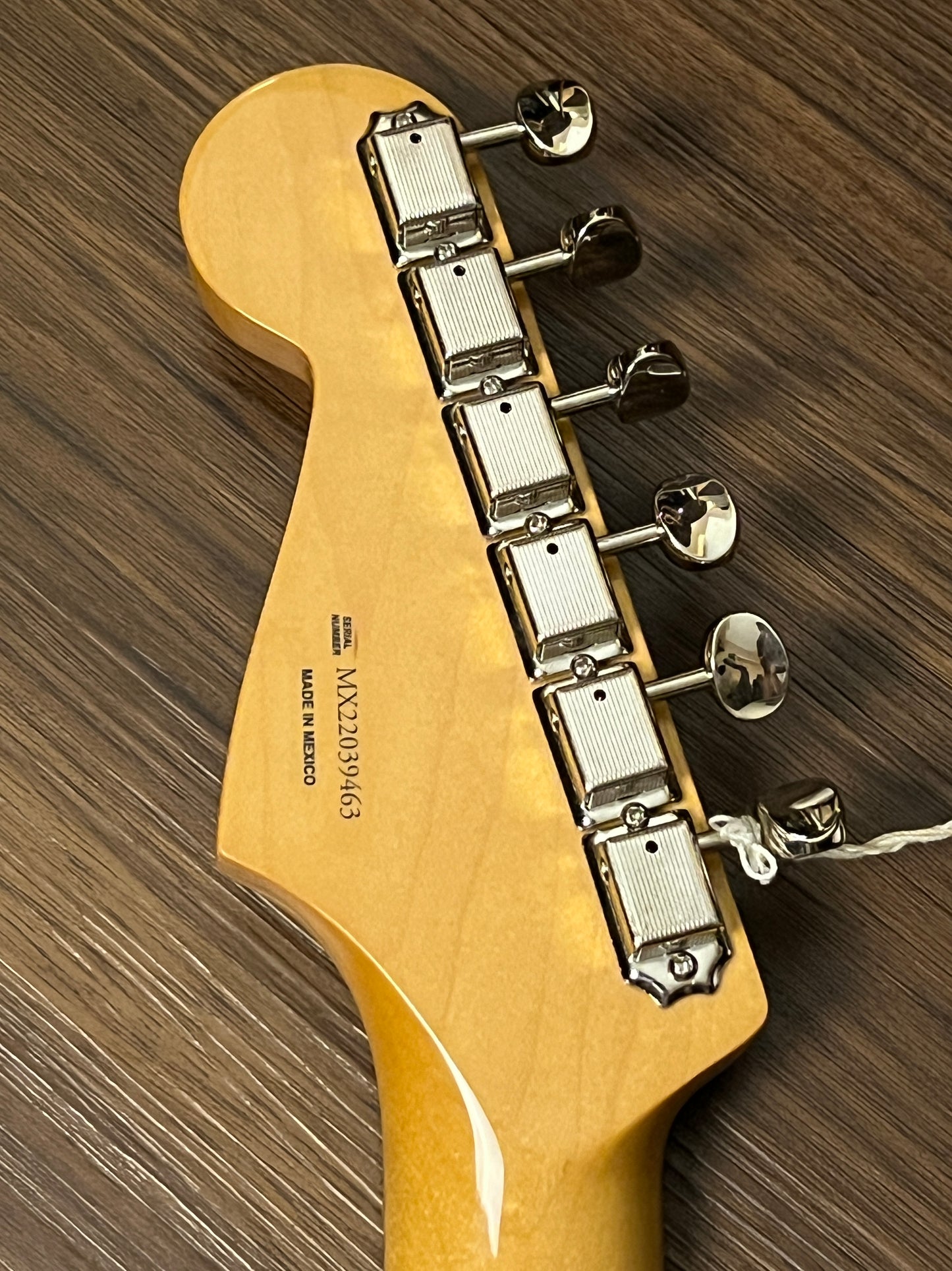 Fender Vintera 60s Stratocaster with Pau Ferro FB in Surf Green
