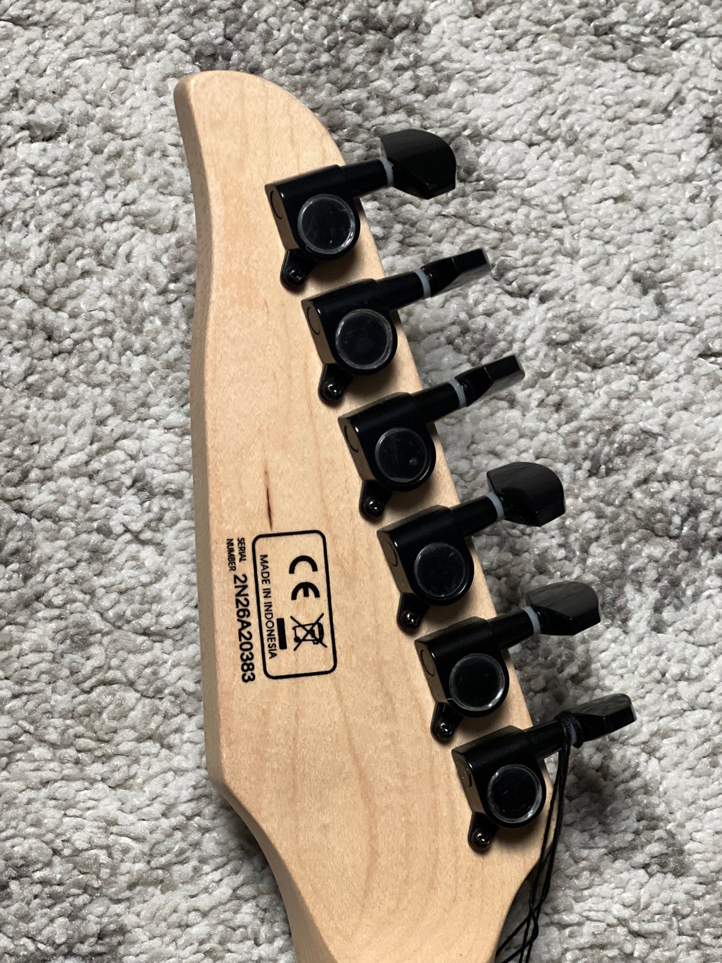 Sire Larry Carlton X1 White Satin