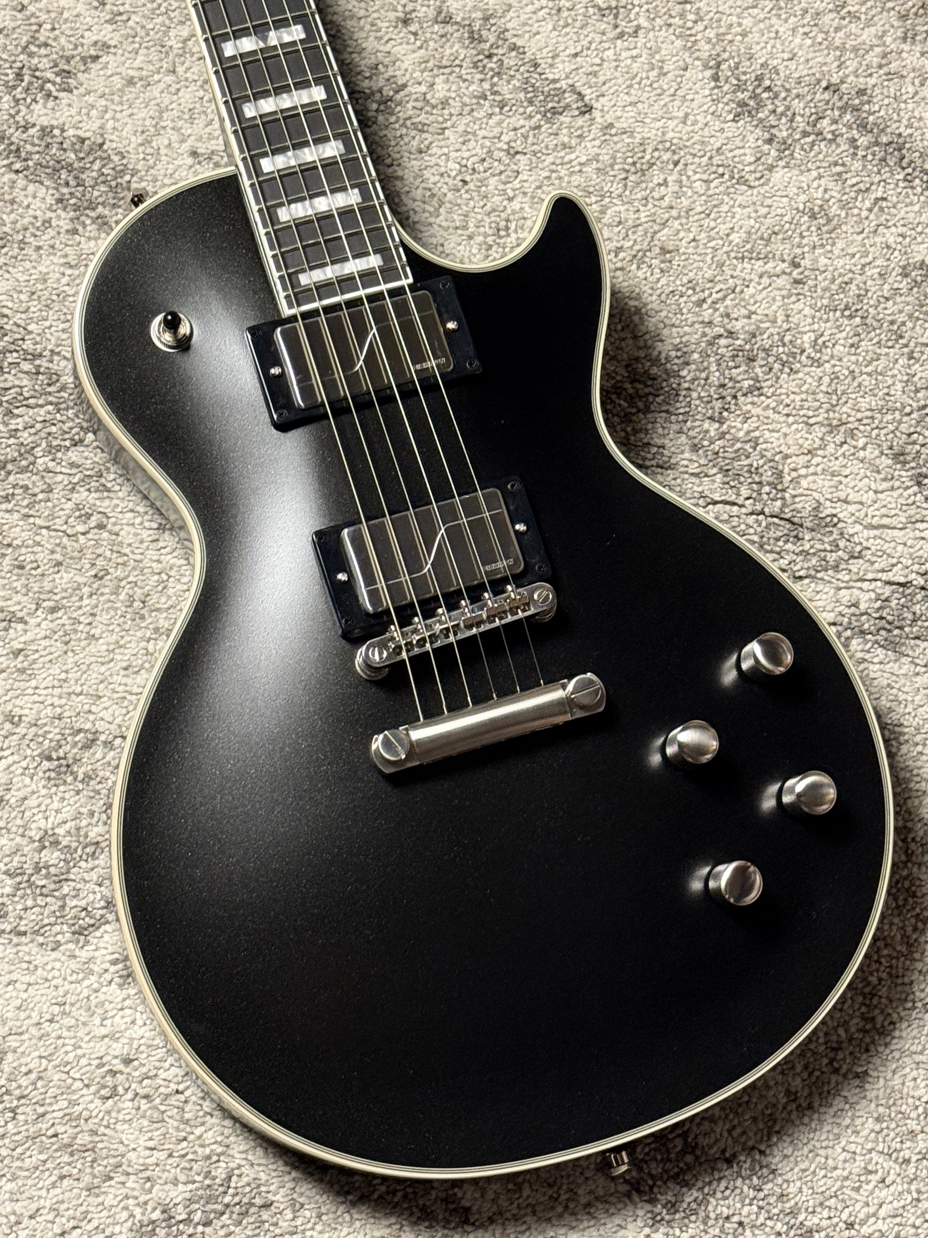 Epiphone Les Paul Prophecy in Aged Jet Black Metallic