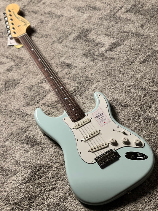 Fender Japan MIJ Traditional Late 60s Stratocaster with RW FB in Sonic Blue JD26001529