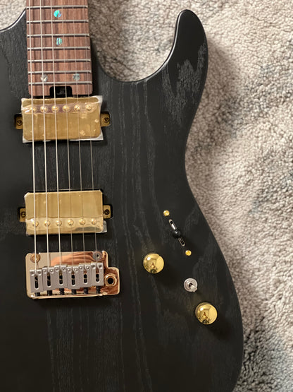 Soloking MS-1 Custom 24 HH Ash Gold Hardware in Open Pore Matte Black Limited Edition