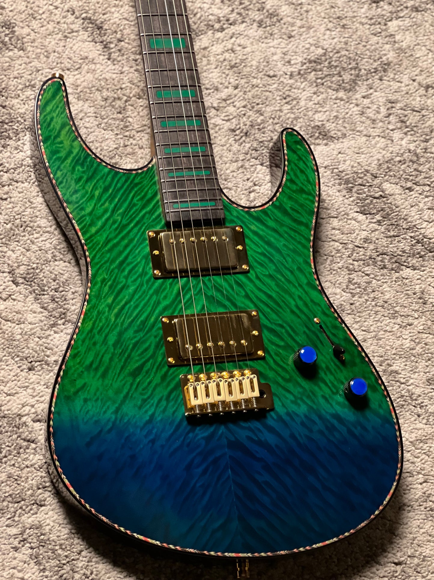 Dhatarattha Custom DST HH Quilt in Rainforest with Rosewood FB