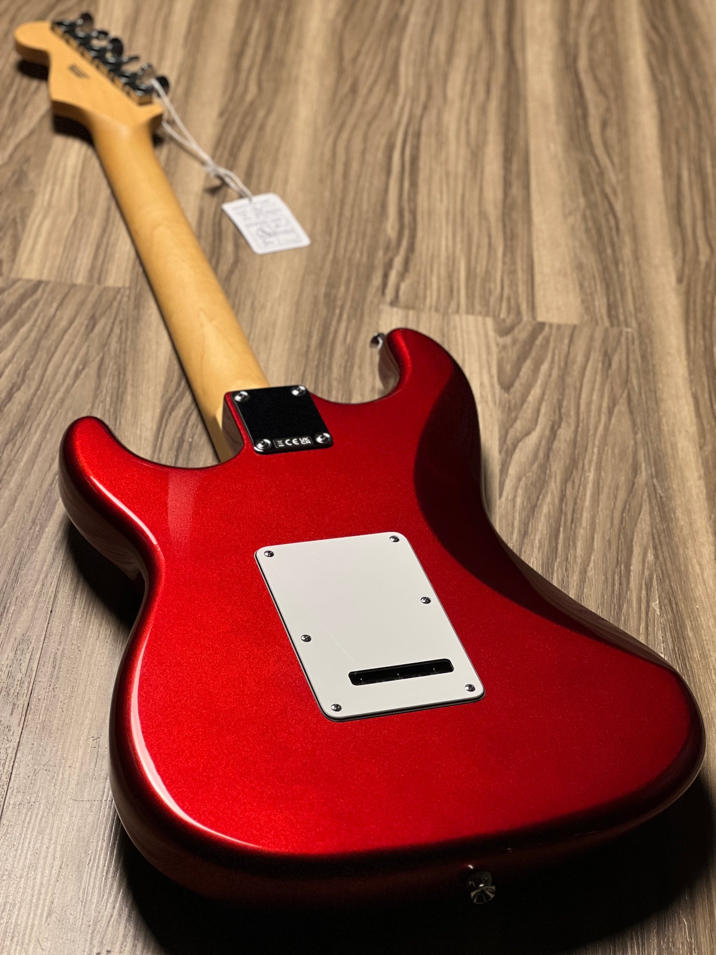 Fender Standard Stratocaster w/White Pickguard, Maple FB in Candy Cola
