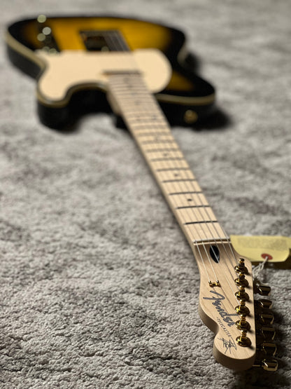 Fender Artist Richie Kotzen Telecaster with Maple Neck in Brown Sunburst JD24016697