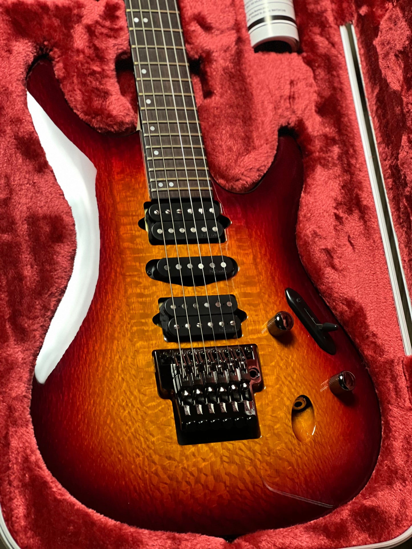 Ibanez S6670SK-STB with Case in Sunset Burst F2600615