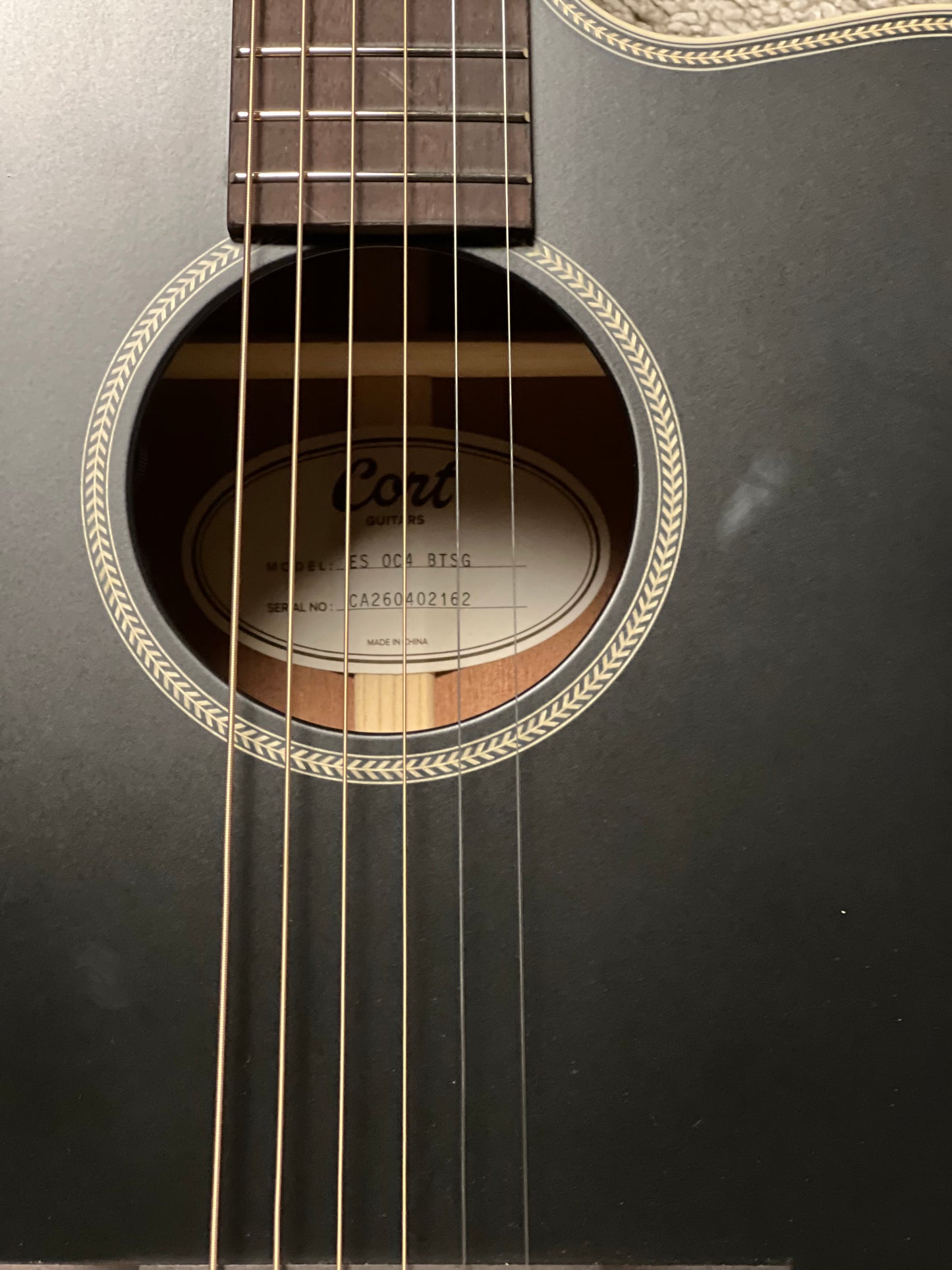 Cort Essence ES-OC4-BTSG Acoustic Guitar, Black Top Semi Gloss