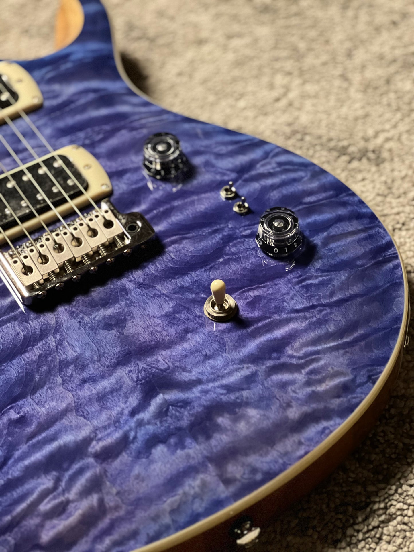 PRS SE Custom 24-08 Quilt in Faded Blue