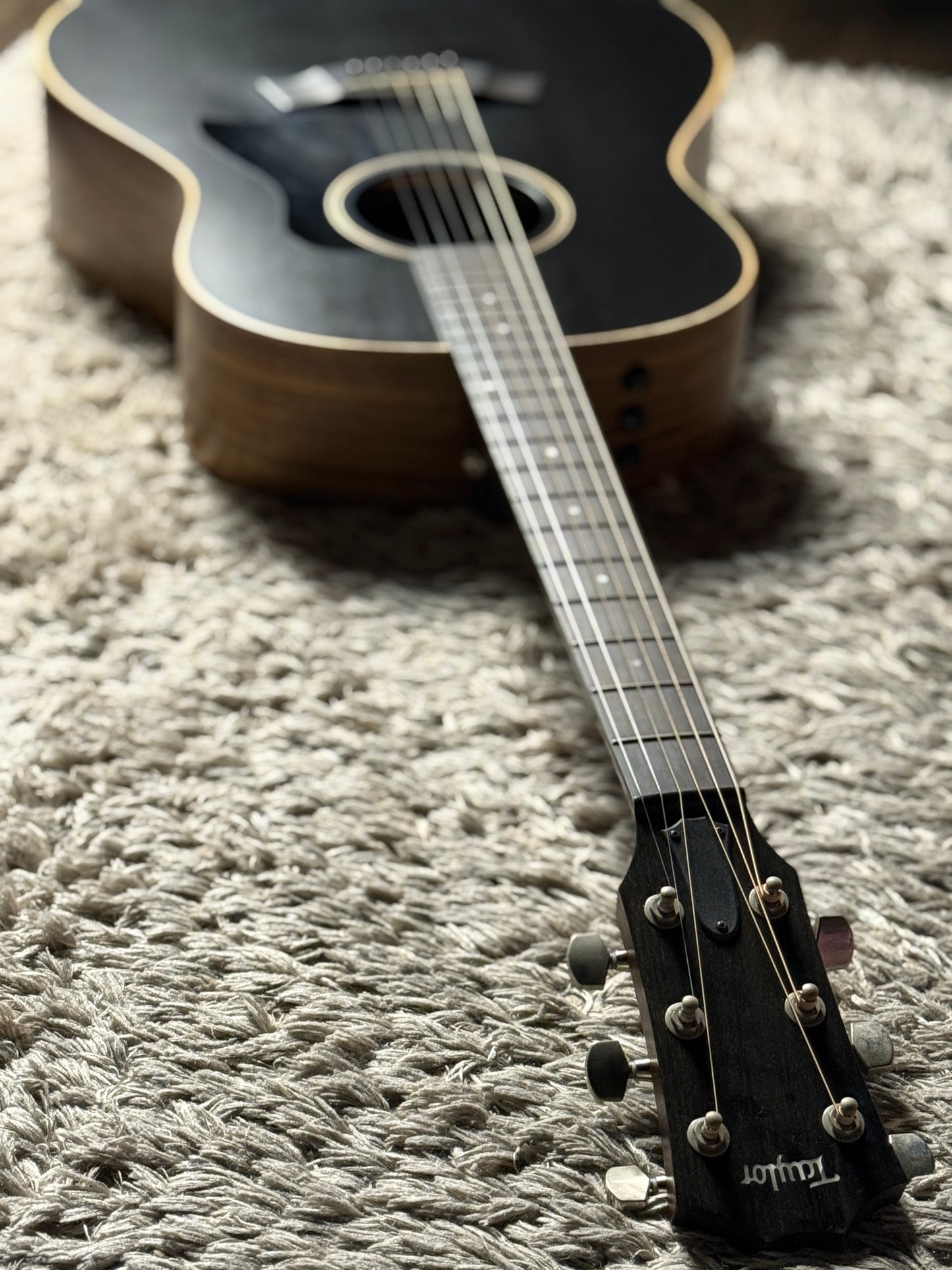 Taylor American Dream AD17e Acoustic Electric สีดำท็อป 