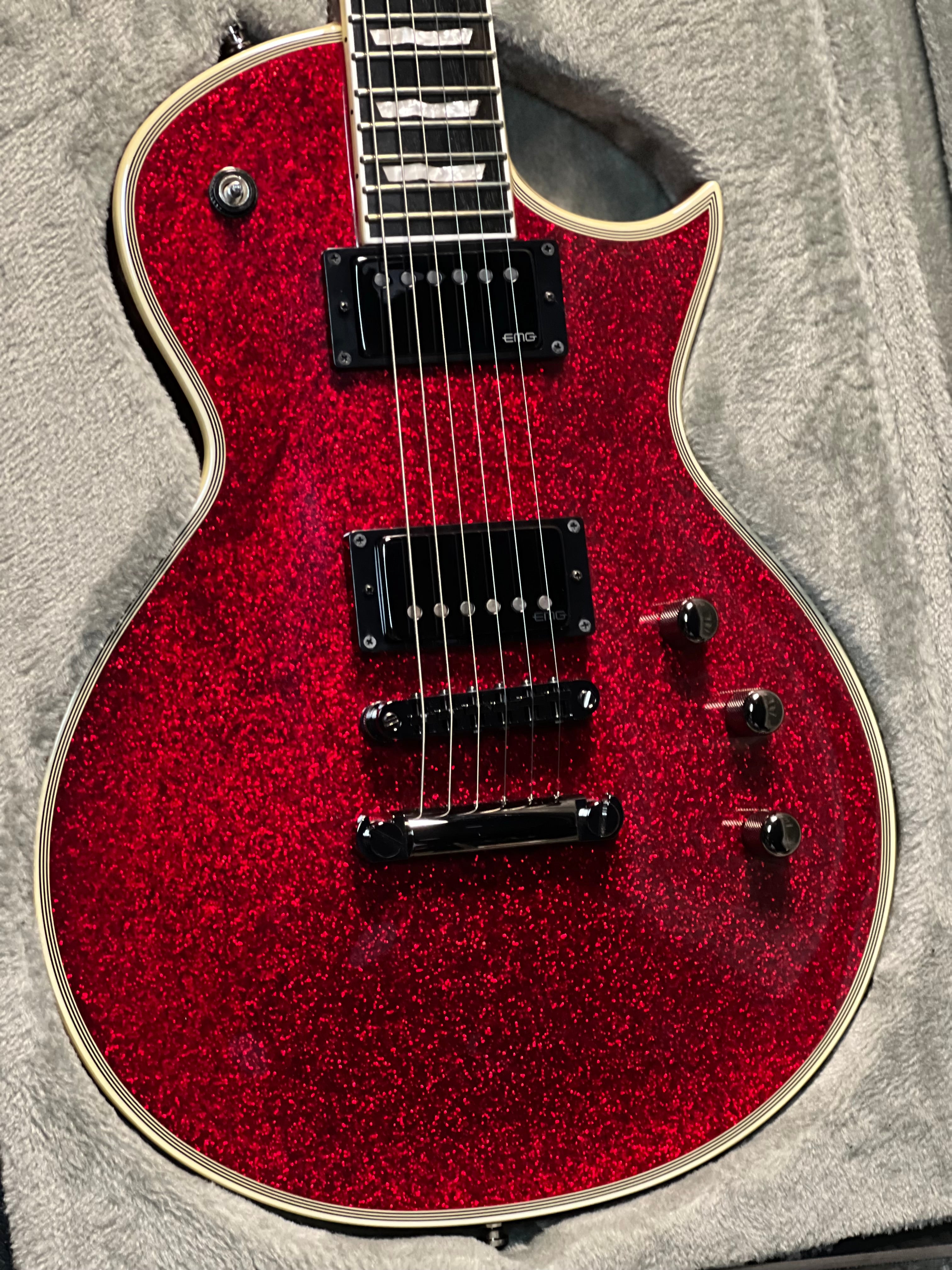 ESP E-II Eclipse in Red Sparkle ES8413183 – nafiriguitar.com