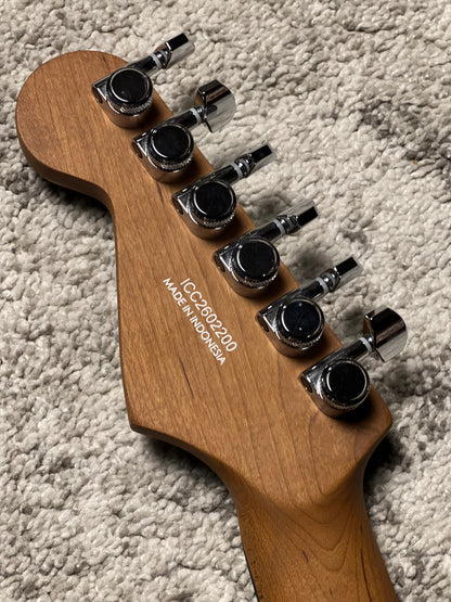 Charvel Pro-Mod Plus Dinky DK24 HSS QM in Blue Curaçao ICC2602200 (USED)