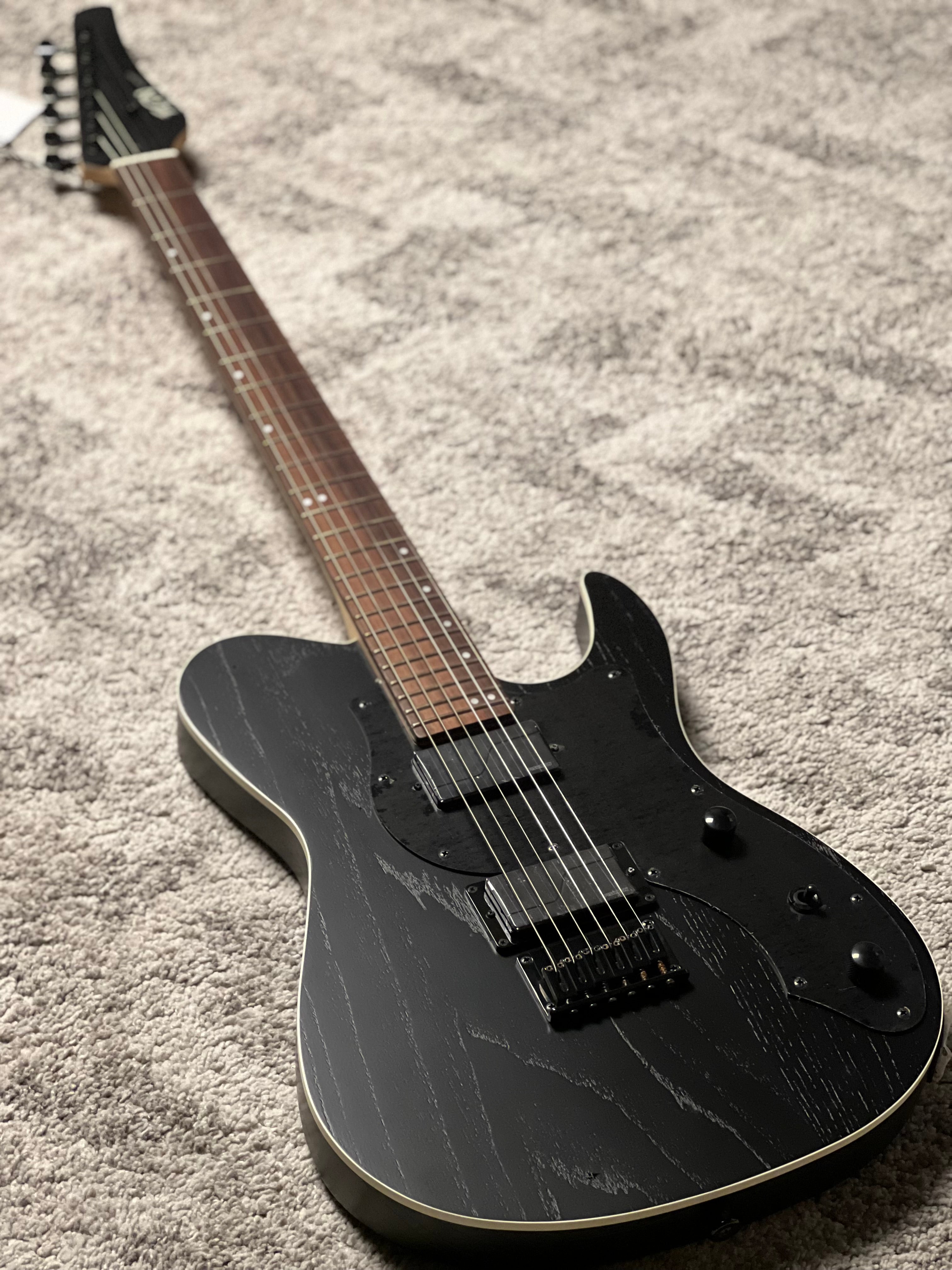 Fujigen FGN Iliad JIL2-ASH-DE664-R/OPB in Open Pore Black