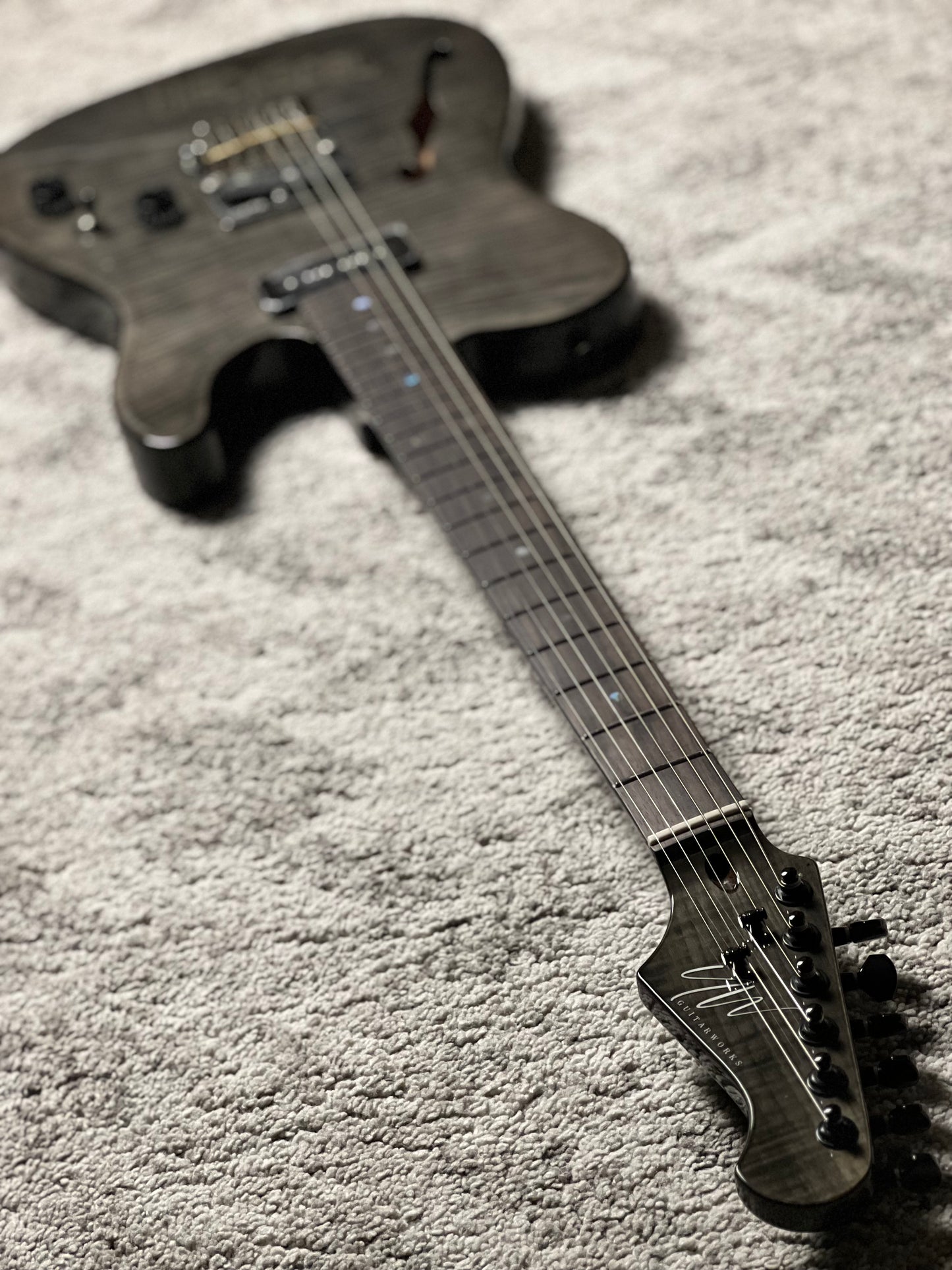 UW GuitarWorks Jazz Pop TL in Transparent Black