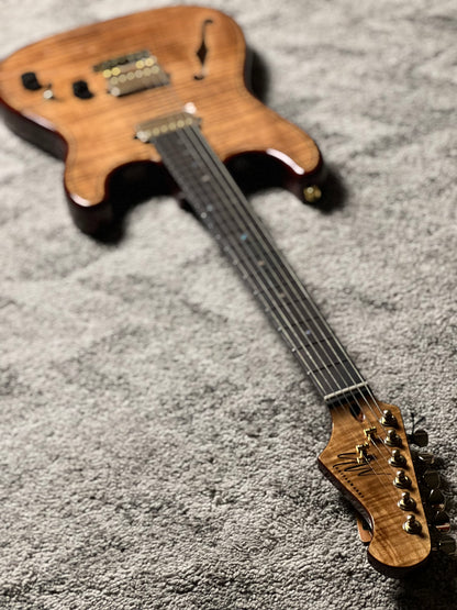 UW GuitarWorks Jazz Pop ST in Whiskey brown