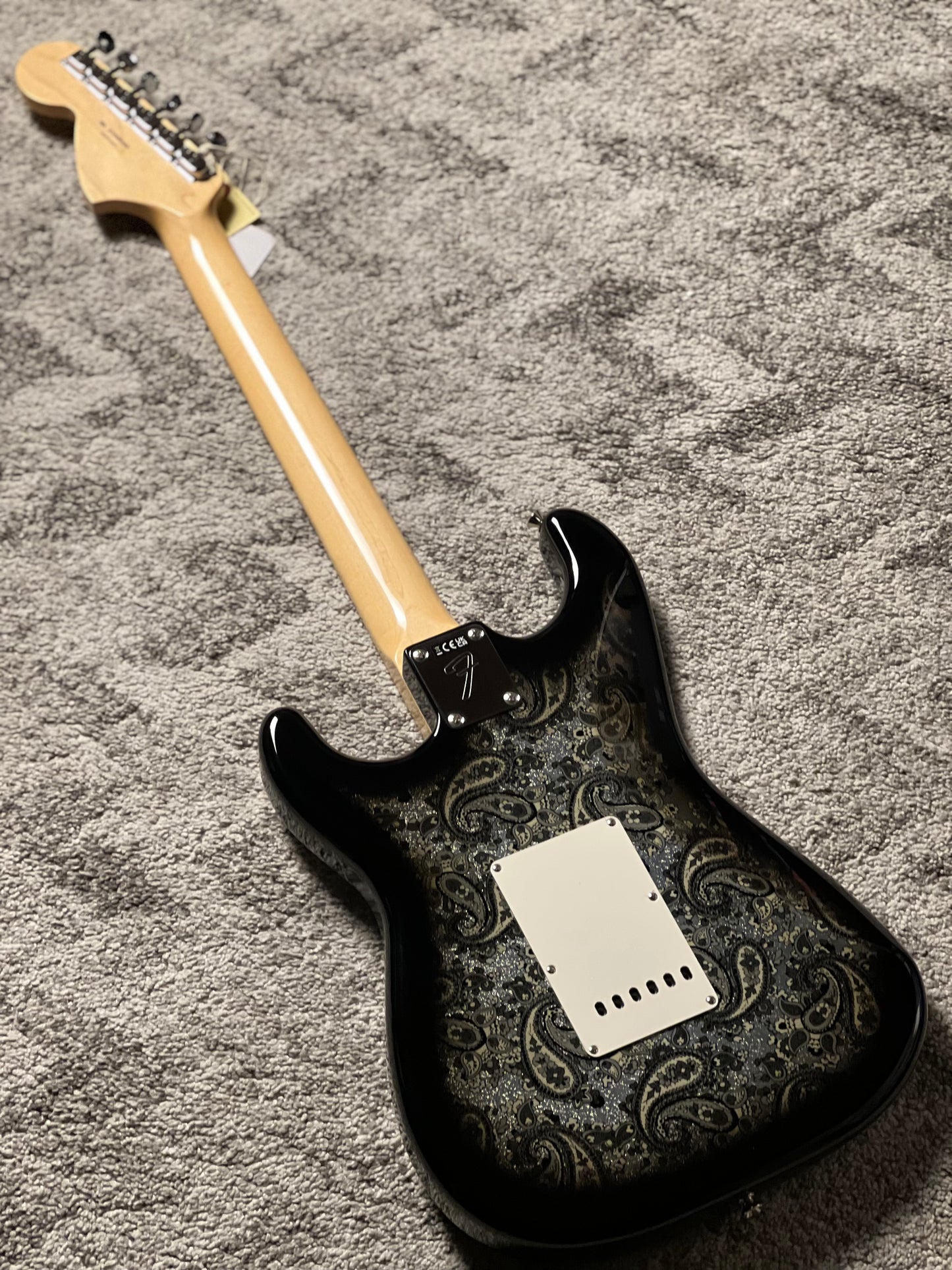 Fender MIJ Limited Stratocaster with Maple FB in Black Paisley JD26001086