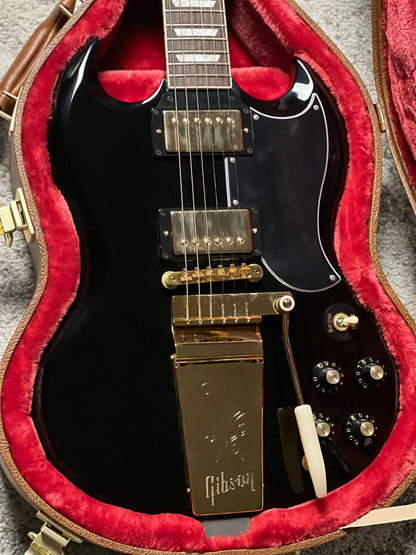 Gibson SG Standard '61 Maestro Vibrola T-Type in Ebony w/Case 232550250