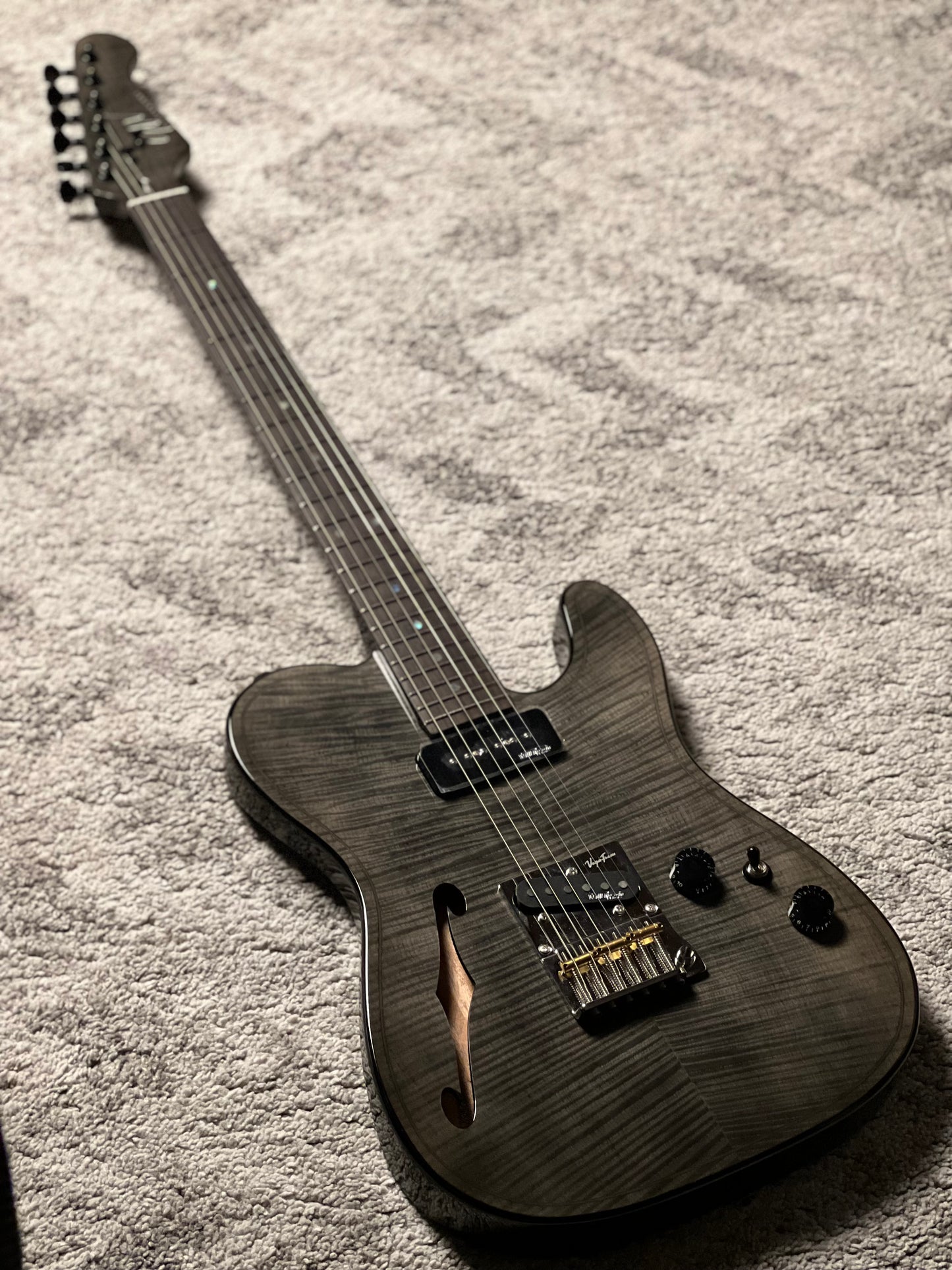 UW GuitarWorks Jazz Pop TL in Transparent Black