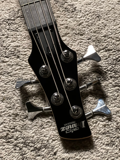Ibanez GSR205-BMT 5-String in Blue Moon Burst