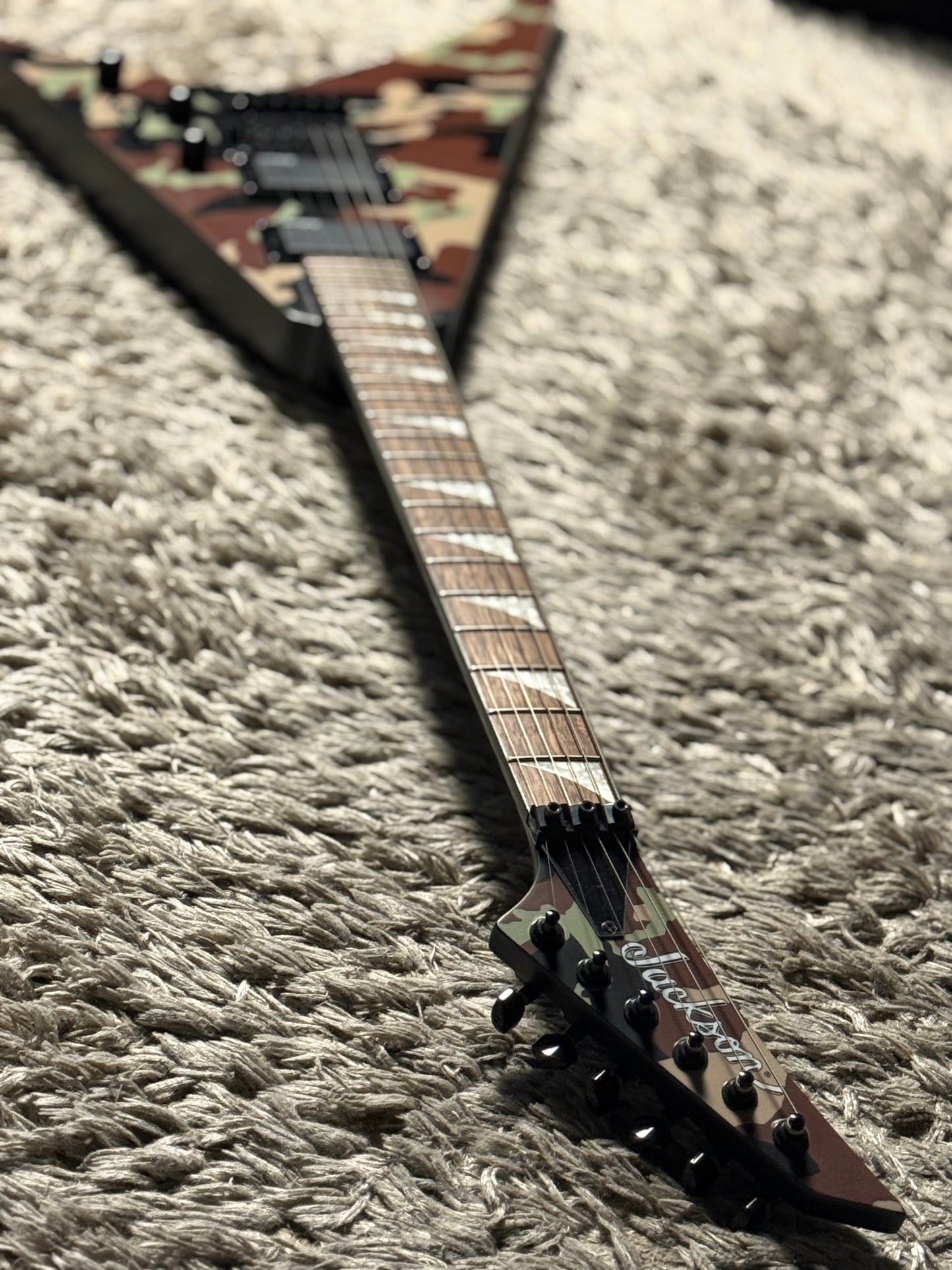 Jackson X Series Rhoads RRX24 with Laurel FB in Woodland Camo (USED)
