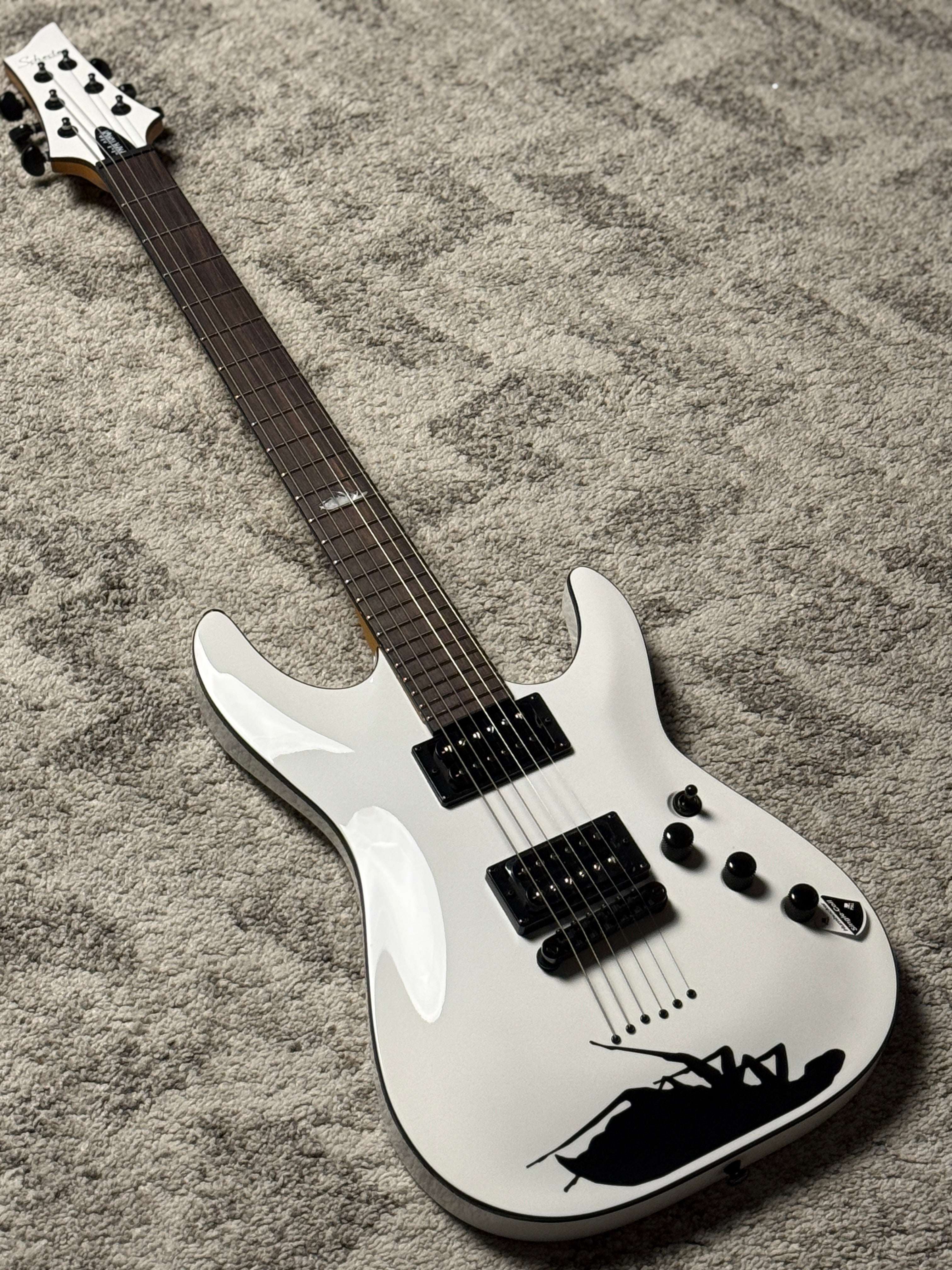 Schecter C-1 Jerry Horton 25th Anniversary in White W26010935
