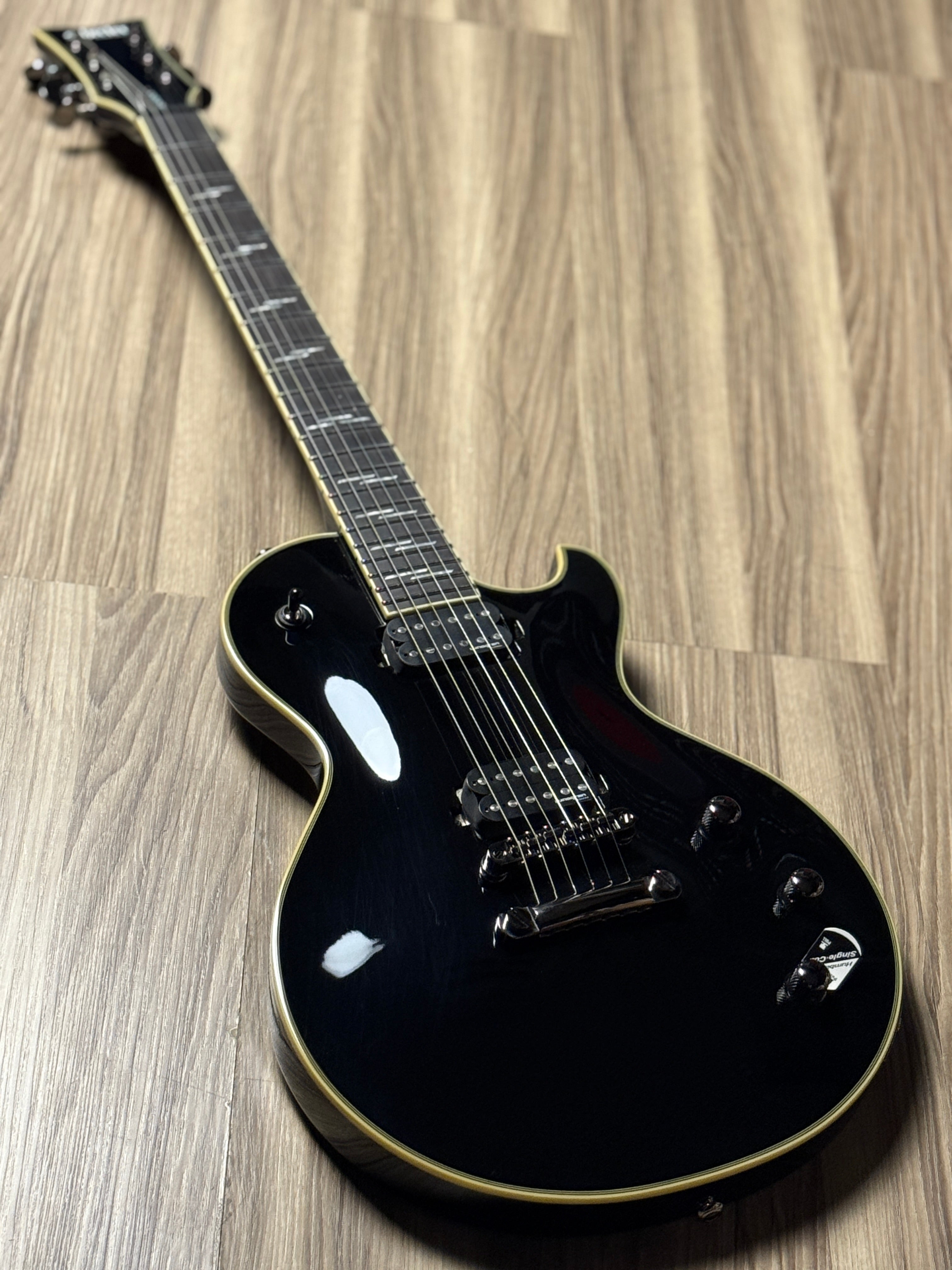 Schecter Solo-II Blackjack in Black Gloss W21084646 – nafiriguitar.com