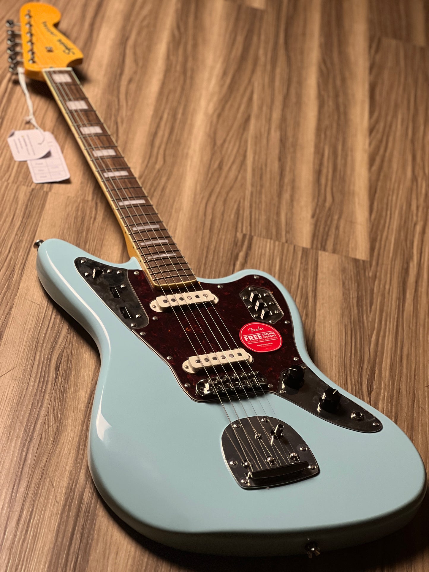 Squier FSR Classic Vibe 70s Jaguar with Laurel FB in Daphne Blue