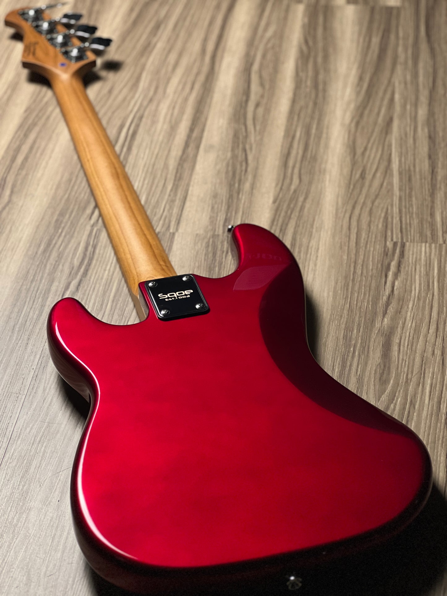 SQOE SPJ600 Roasted Maple Series in Candy Apple Red