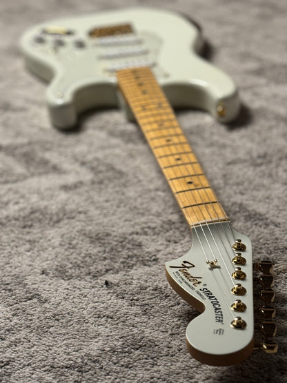 Fender Japan Ken Stratocaster Experiment No. 1 with Maple FB in White JD23027580