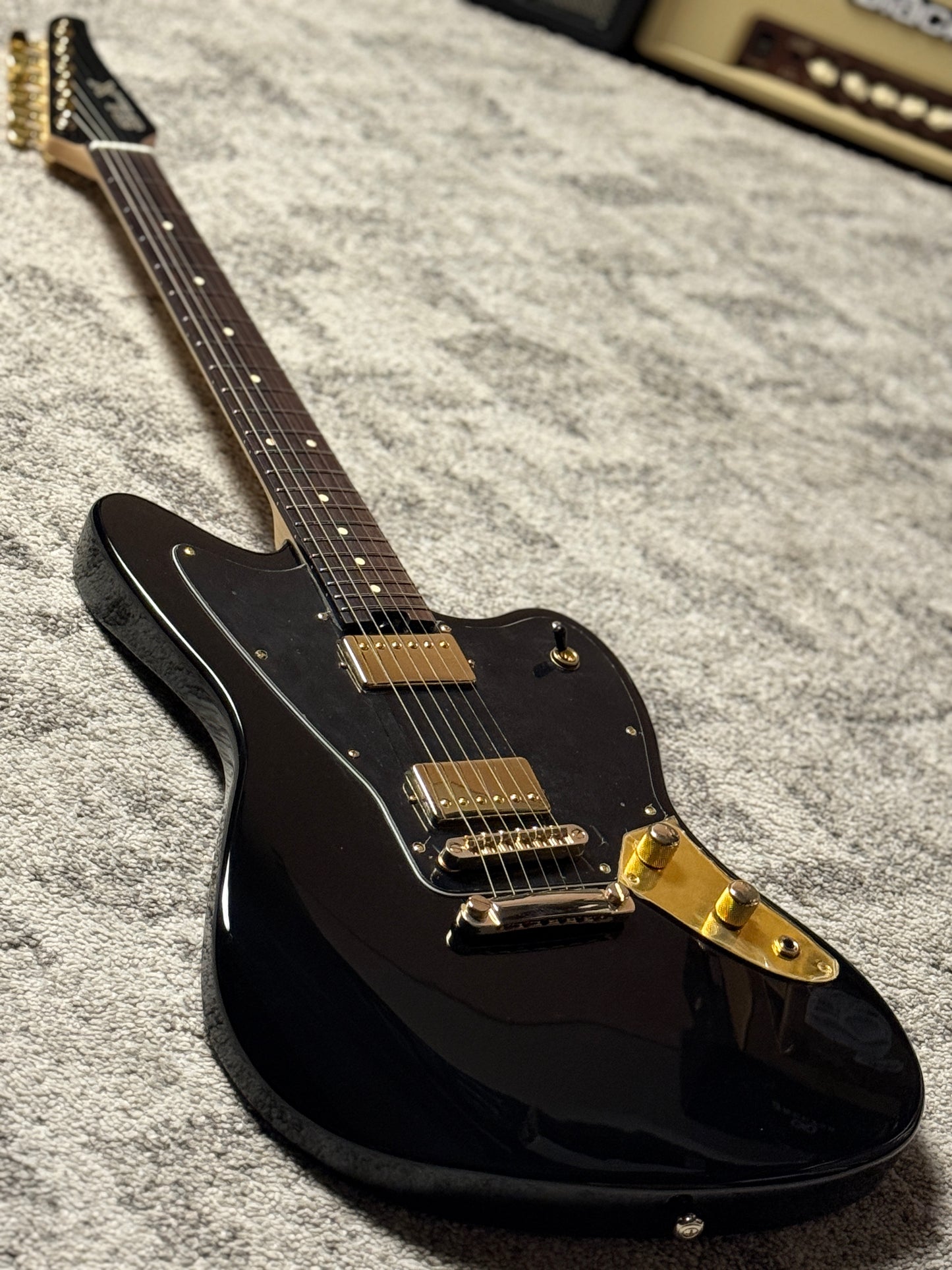 SLX Falcon Classic P90 in Black with Gold Hardware