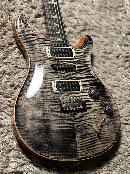 PRS Modern eagle V in Charcoal S/N 23 0357153