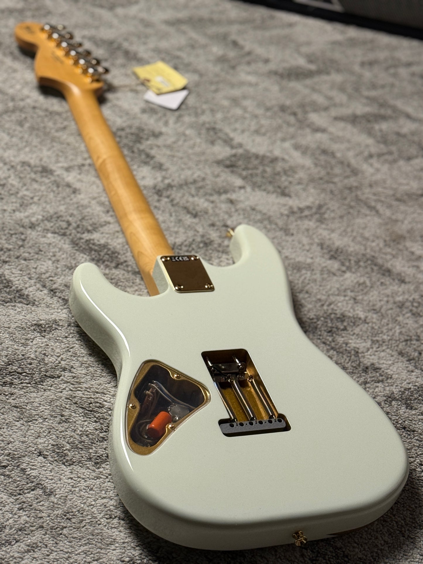 Fender Japan Ken Stratocaster Experiment No. 1 with Maple FB in White JD23027580