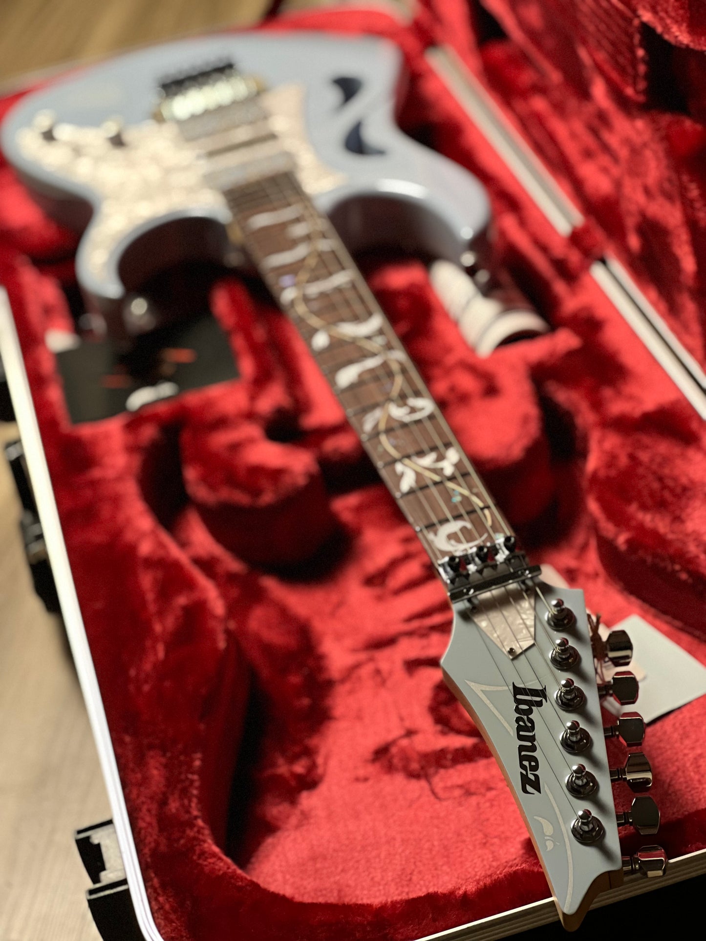 Ibanez PIA3761C Steve Vai Signature in Blue Powder with Case F2422314