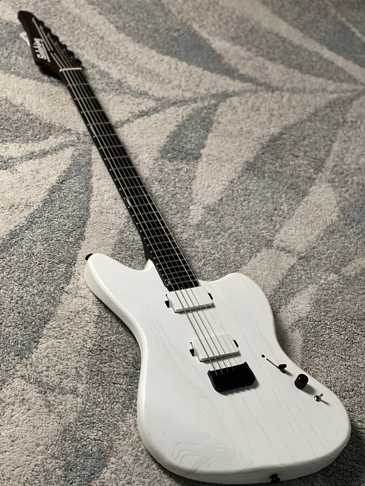 Soloking MJM-1 Custom Baritone HH with Wenge Neck in Open Pore White