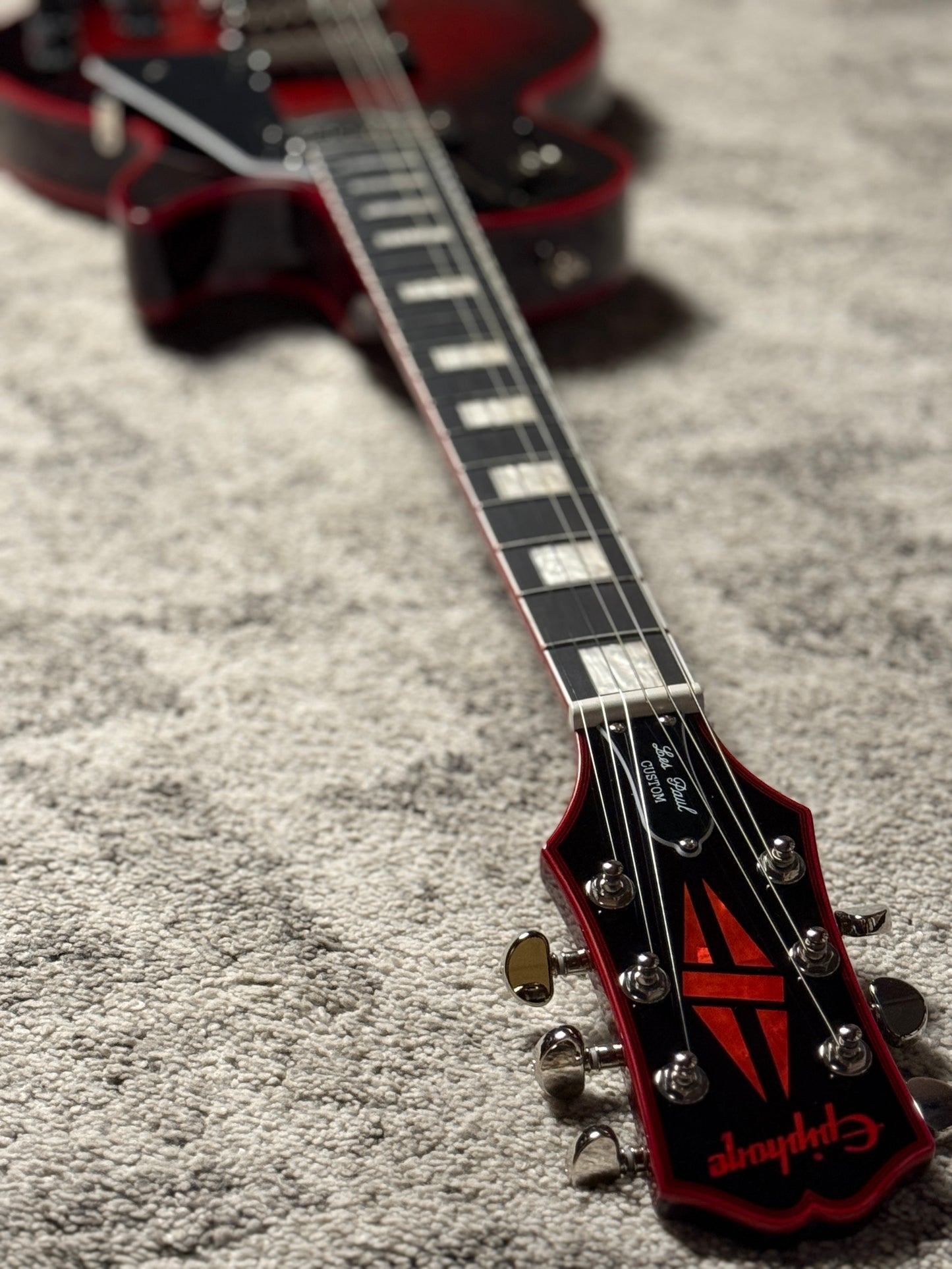 Epiphone Les Paul Custom Widow in Red Burst