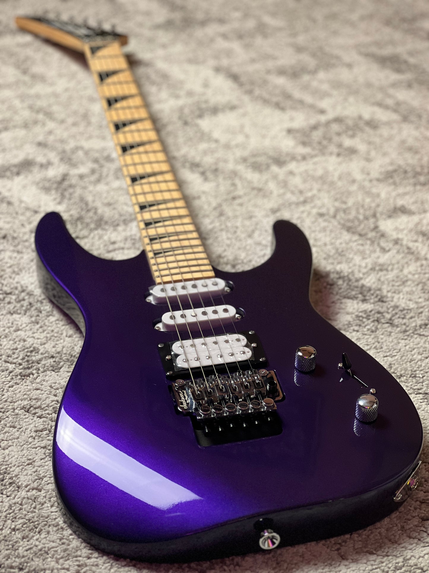 Jackson X Series DK3XRM HSS with Maple FB in Deep Purple Metallic