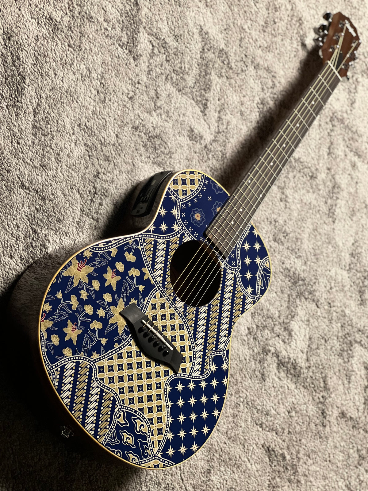 Taylor GS Mini-e Sekar Jagad Special Edition Acoustic Guitar