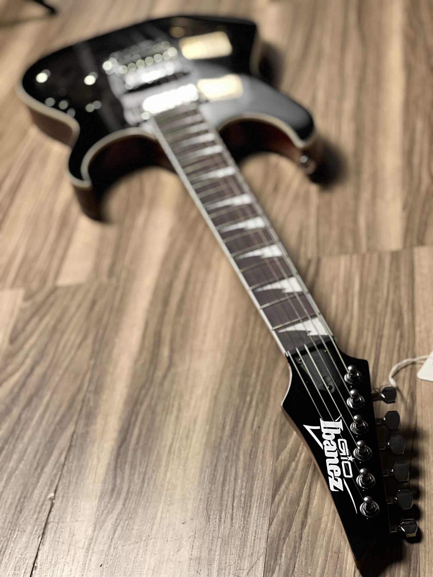 Ibanez GRG220PA1-BKB in Brown Black Burst