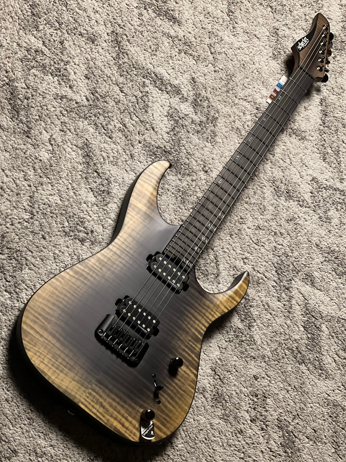 Schecter Banshee Mach-6 in Fallout Burst