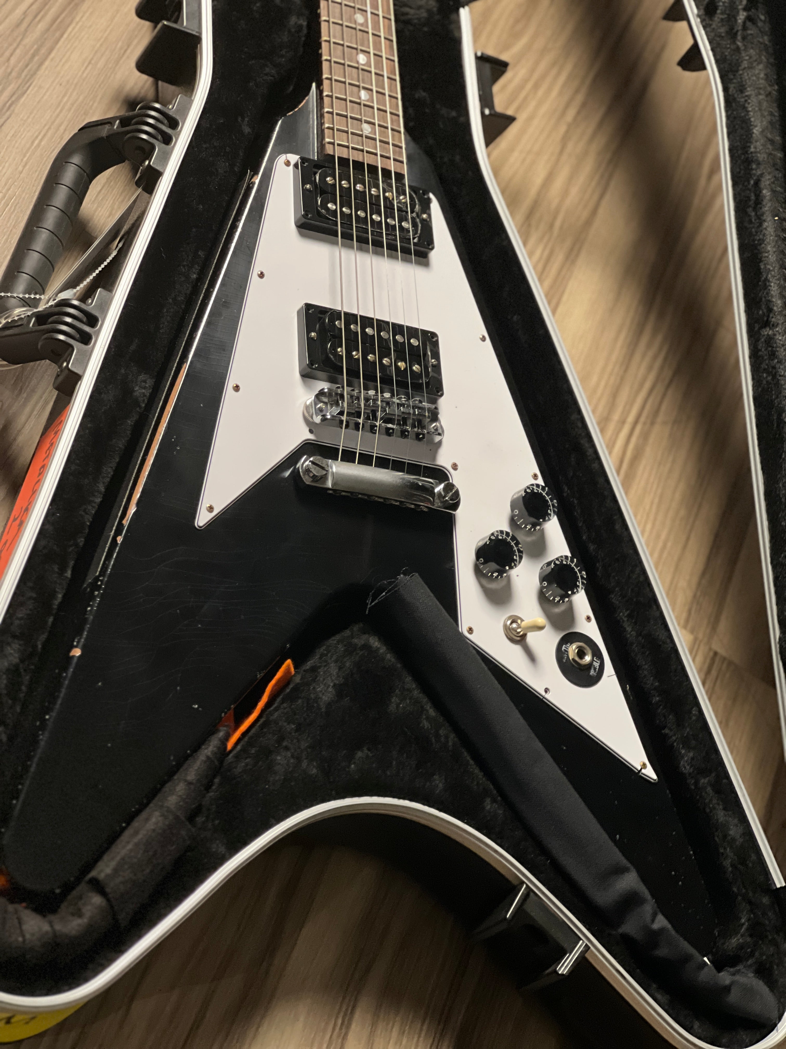 Gibson Kirk Hammet 1979 Flying V Ebony – nafiriguitar.com