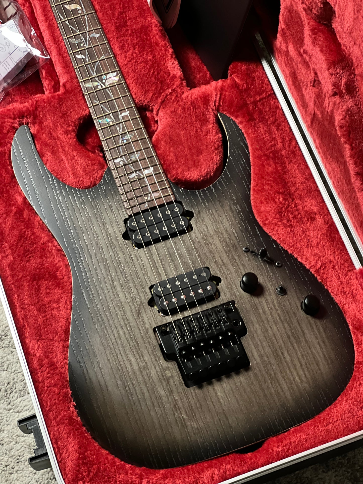 Ibanez J Custom RG8620AH-AGF in Anvil Gray Burst Flat w/Case F2533769