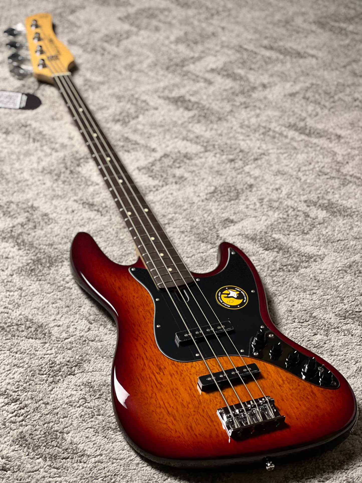 Sire Marcus Miller V3 4-String 2nd Gen in Tobacco Sunburst