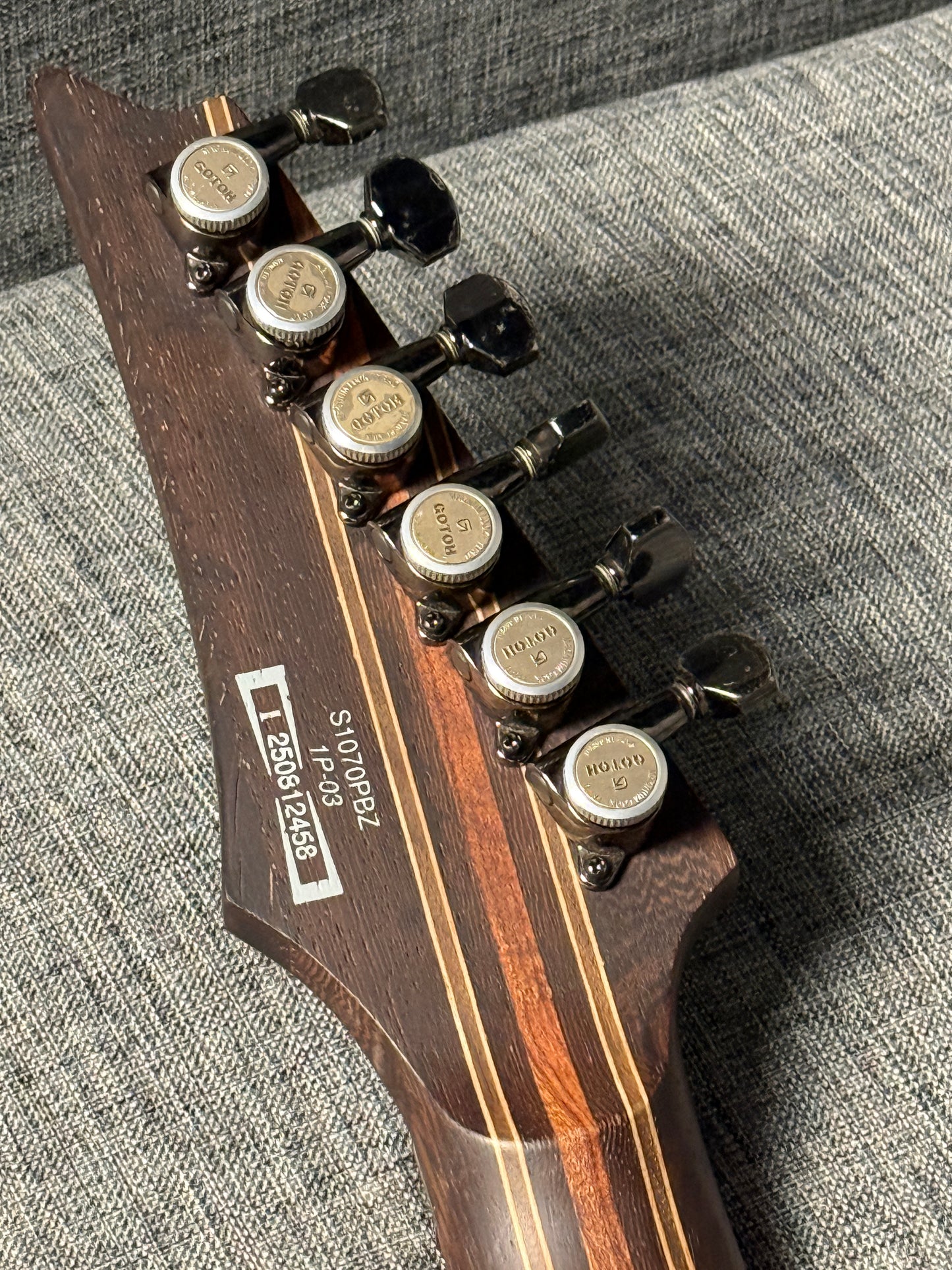 Ibanez Premium S1070PBZ in Cerulean Blue Burst 250812458 (USED)