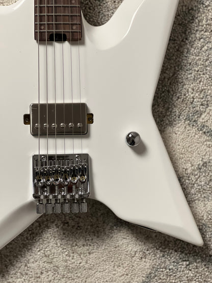 SQOE SEWT708 Headless in White