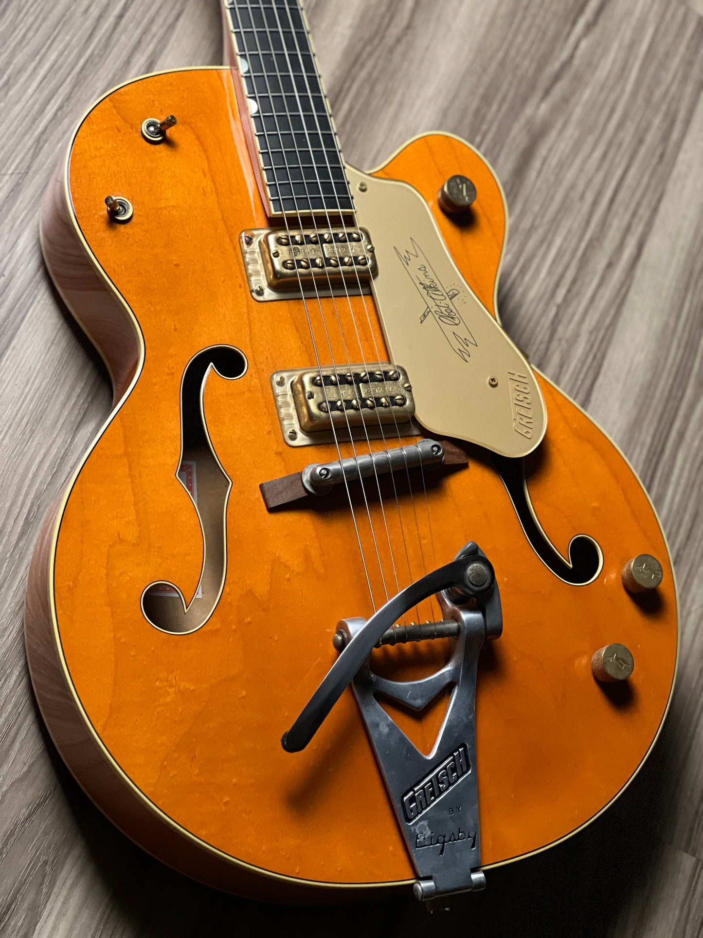 Gretsch G6120-1959 Chet Atkins Hollowbody w/Bigsby in Vintage Orange Stain (USED) JT09041398