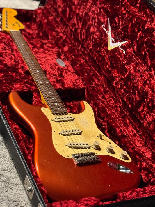Fender Custom Shop 1966 Stratocaster Journeyman Relic in Faded Candy Apple Red 2019 CZ544127
