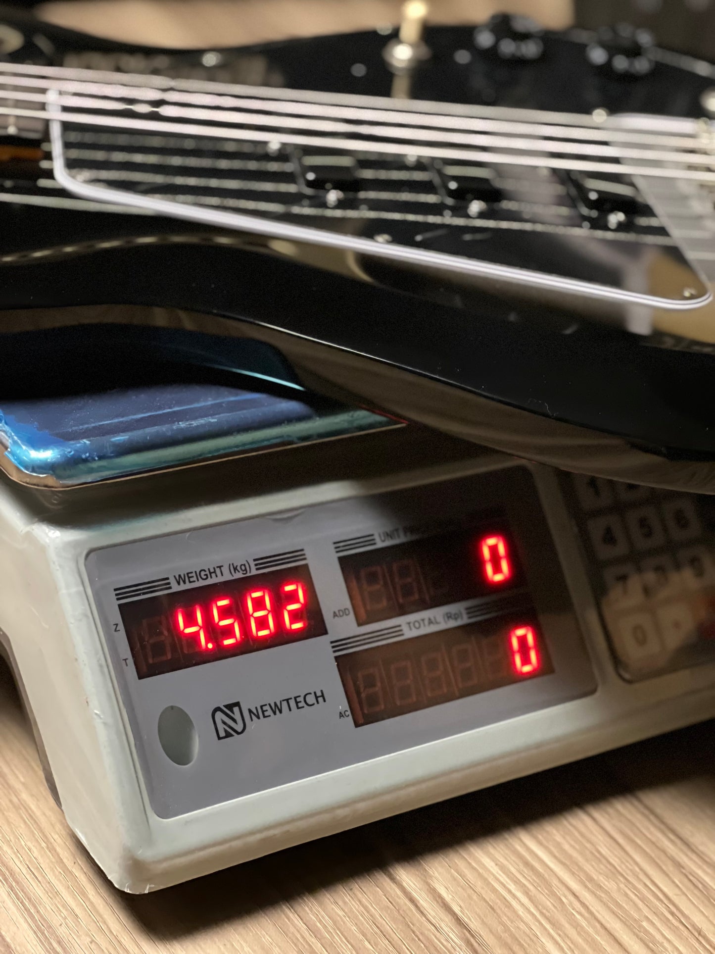 Epiphone Mike Dirnt Grabber G-3 Bass in Silverburst 25091522726