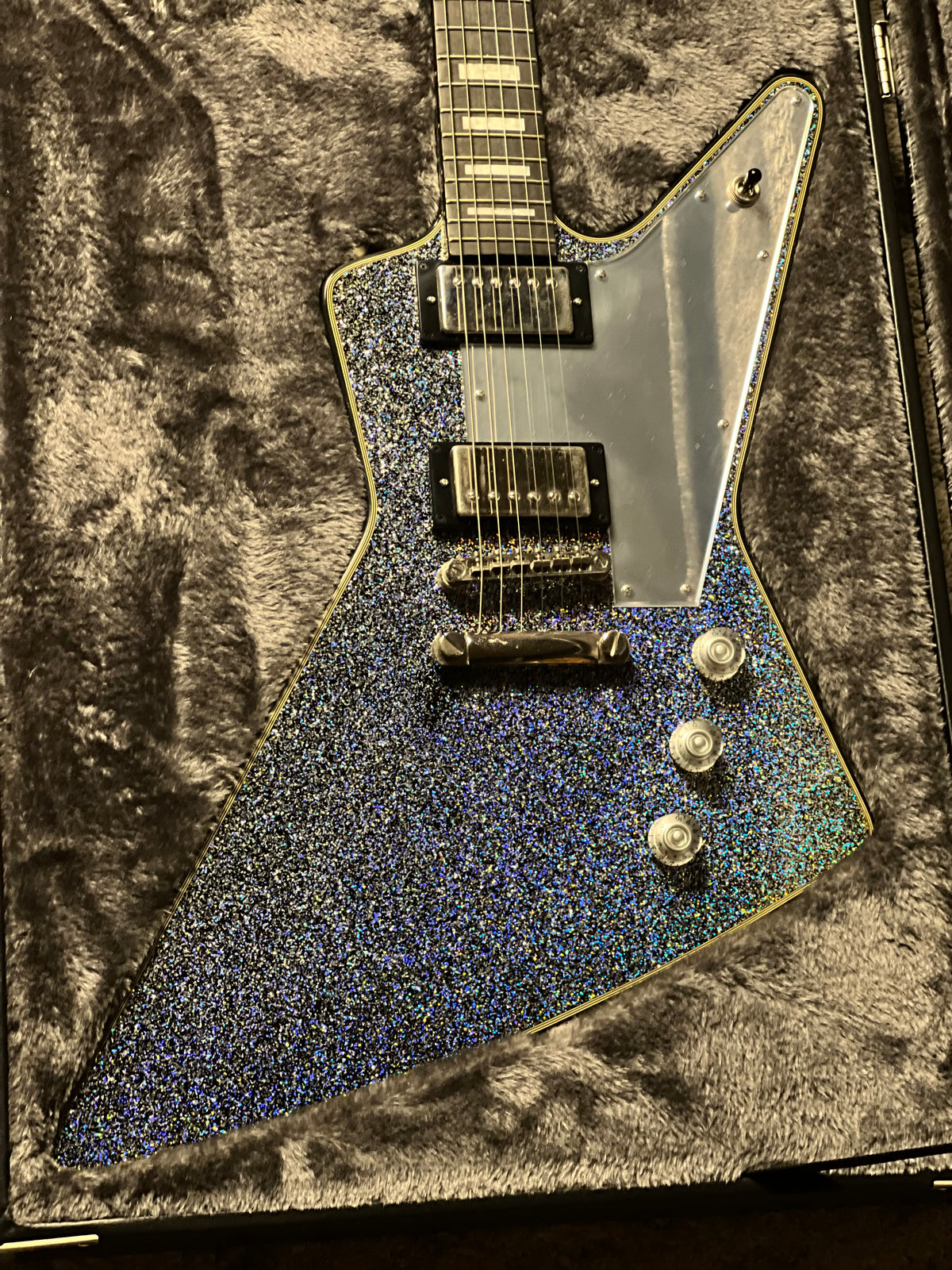 Epiphone Lzzy Hale Explorer Custom in Black Diamond Holographic Sparkle