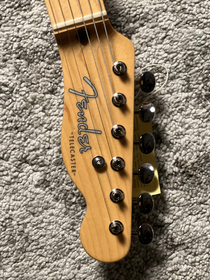 Fender Japan Traditional II 50s Telecaster with Maple FB in White Blonde JD25007157