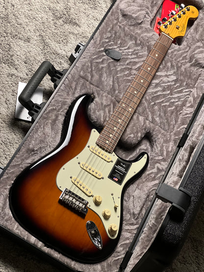 Fender American Professional II Stratocaster with RW FB in Anniversary 2-Tone Sunburst