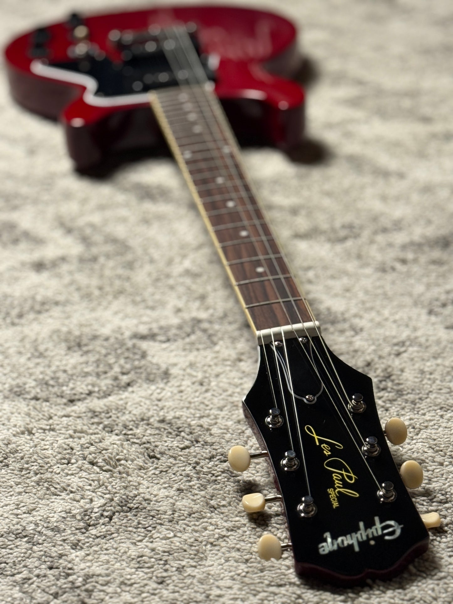 Epiphone Les Paul Special Double Cut in Cherry Red