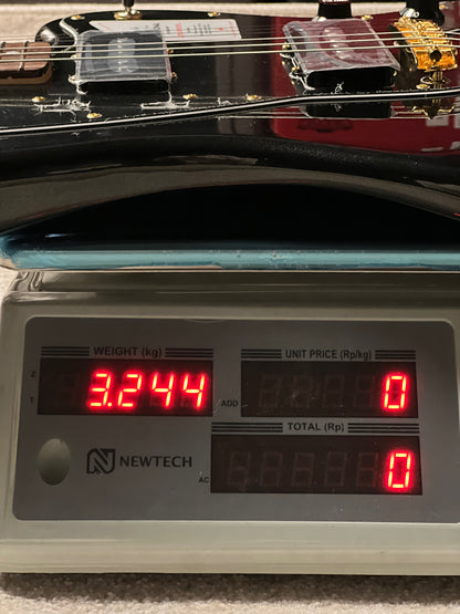 Fender Japan Traditional 2025 Collection 60s Jazzmaster with RW FB in Black Pearl JD25016137